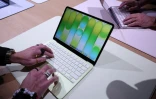 Le nouveau MacBook Neo, présenté à l'Apple Store de Manhattan, à New York, le 4 mars 2026
