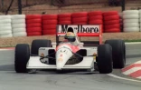 Ayrton Senna au volant de sa McLaren-Honda lors des essais du GP d'Afrique du Sud, le 28 février 1992 à Kyalami