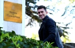Aymeric Laporte arrive à Clairefontaine pour un rassemblement de l'équipe de France le 3 octobre 2016