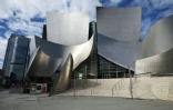 Le Walt Disney Concert Hall réalisé par l'architecte américano-canadien Frank Gehry, le 15 mars 2020 à Los Angeles, en Californie