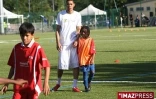 Mercredi 3 Juin 2009

Guillaume Hoarau  rencontre des jeunes footballeurs saint-paulois