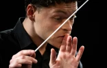 Le chef d'orchestre américain Kyrian Friedenberg participe au concours international des jeunes chefs d'orchestre de Besançon le 24 septembre 2025