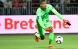 Le gardien de Nantes Alban Lafont contre Brest au Stade Francis-Le Ble de Brest, le 3 mai 2023