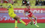 Le défenseur de Nantes Nicolas Pallois (g) face au milieu russe de Monaco Aleksandr Golovin, le 6 août 2021 au stade Loui-II  