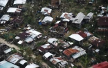 Vue aérienne du village de Gattaran town, dans la province philippine de Cagayan le 16 septembre 2018 après le passage du typhon Mangkhut.