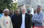 Mercredi 1er juillet 2009 -

Mohamed Abdou Oihab, président de l'île autonome de de Ngazidja (Grande Comore), s'est rendue au chevet de Bahia Bakarià l'hôpital El-Maarouf à Moroni