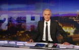 Le journaliste Gilles Bouleau sur le plateau de TF1 le 8 octobre 2015 à  Boulogne-Billancourt