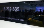 Un chiffre sur le nombre de voitures Volkswagen vendues depuis le début de l'année affiché le 22 novembre 2016 à Berlin lors d'une conférence de presse consacrée à Dieselgate