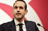 Le secrétaire général du Parti socialiste  Pierre Jouvet donne une conférence de presse au siège du PS le 11 mars 2026