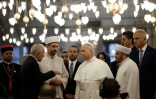 Le pape Léon XIV visite la Mosquée bleue à Istanbul, le 29 novembre  2025, au troisième jour de sa visite en Turquie