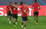 Les joueurs de Lille à l'entraînement au stade Ramon Sanchez-Pizjuan de Séville (Espagne) le 1er novembre 2021, à la veille de leur match de Ligue des champions contre le FC Séville