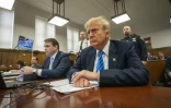 L'ancien président américain Donald Trump dans la salle d'audience du tribunal de Manhattan à New York, le 13 mai 2024