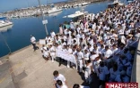 Samedi 22 août 2009 

Marche blanche à Saint-Pierre en mémoire d'Élodie Boudia, 19 ans, assassinée par son ex-compagnon le jeudi 30 juillet à la Petite Île