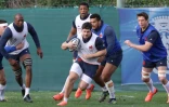 Le talonneur Julien Marchand (ballon) s'entraîne avec ses équipiers du XV de Franc, le 22 janvier 2020e à Nice où ils préparent le Tournoi des six nations