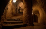 Levon Arakelian a creusé un réseau de caves et tunnels pendant plus de 23 ans, sous sa maison d'Arinj en Arménie