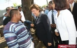 Samedi 29 aout 2009 

Roselyne Bachelot  ministre de la Sante et Marie-Luce Penchard, Secretaire d'Etat a l'Outremer en visite à l'Etang-Salé