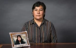 Maria Elena Gonzalez Perez, le 15 juin 2018 à Mexico, à côté de la photo de sa soeur Gloria, morte dans l'effondrement de l'école Rebsamen, le 19 septembre 2017
