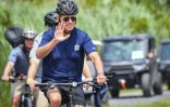 Le président américain Joe Biden lors d'une sortie à vélo le 10 juillet 2022 dans le Delaware