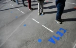 Pour lutter contre l'abus d'écrans, le dispositif "portable en pause", qui vise à mieux faire appliquer l'interdiction des téléphones portables au collège, sera quant à lui développé, avec comme objectif une généralisation progressive