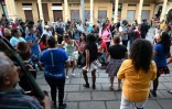 Les danseurs sont de retour sur la Place de la Liberté, à San Salvador, reconquise aux bandes criminelles, le 12 mai 2023