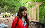 L'architecte Oana Chirila, à la tête d'un projet de restauration de la cité thermale historique de Baile Herculane, le 29 juillet 2025 en Roumanie