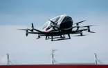 Le taxi-drone EHANG 216 lors d'une présentation à la presse à Vienne le 4 avril 2019