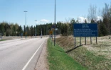 Panneau indiquant la frontière russo-finlandaise à Imatra (sud-est de la Finlande), le 13 mai 2022