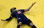 Nikola Karabatic au sol lors de la finale du championnat du monde de handball, le 29 janvier 2017 à Paris