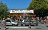 Une pancarte qui résume les convictions des manifestants, ici lors d'une précédente manifestation anti-G7 le 22 août 2019 à Hendaye
