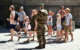 Un légionnaire en patrouille le 2 août 2016 à Carcassonne
