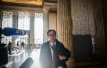 L'avocat de l'association Innocence en danger, Jean Sannier, arrive au procès le 1er avril 2025 où il compte interroger la logique de ces crèches qui permettent le recrutement d'une personne "fragile"