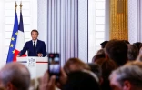 Emmanuel Macron s'exprime le 7 mai 2022 à l'Elysée, à Paris, à l'occasion de son investiture comme président de la République