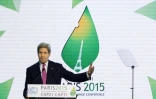 Le Secrétaire d'Etat John Kerry lors d'une conférence de presse le 9 décembre 2015 au Bourget