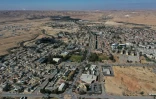Vue aérienne de la ville de Yeruham, le 1er février 2022 en Israël