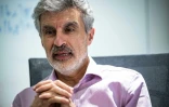 Le chercheur canadien Yoshua Bengio, considéré comme l'un des pères de l'IA, lors d'un entretien avec l'AFP à Montréal, au Canada, le 15 septembre 2026