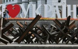 Barricades dans la capitale Kiev le 1er juin 2022