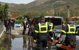 Des membres de la Sécurité civile au camping de Sagone,  le 18 août 2022 à Coggia, après de violents orages en Corse

