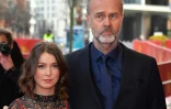 Ler réalisateur norvégien Erik Poppe (D) et l'actrice Andrea Berntzen avant la projection du film "U- 22 juillet" au festival de Berlin le 19 février 2018