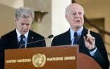 Jan Egeland, conseiller spécial, et Staffan de Mistura, envoyé spécial de l'Onu, lors d'une conférence de presse sur la Syrie le 9 mars 2016 à Genève 