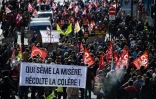 Une pancarte, brandie par des manifestantes à l'occasion de la 8e journée d'action contre la réforme des retraites, clame "Qui sème la colère récolte la misère", le 15 mars 2023 à Nantes