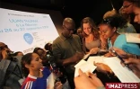 Vendredi 25 Septembre 2009

Lilian Thuram avec des collégiens