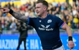 Stuart Hogg, l'arrière du XV d'Ecosse, au cours du match du Tournoi contre l'Italie le 12 mars 2022 au tadio Olimpico à Rome