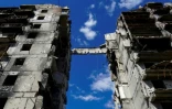 Des immeubles d'habitation en ruine à Marioupol (Ukraine), le 8 septembre 2022