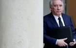 Le Premier ministre François Bayrou quitte le palais de l'Elysée après le Conseil des ministres le 21 avril 2025 à Paris