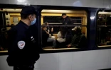 ContrĂ´le dans un RER le 15 mai 2020 Ă la station Gare du nord Ă Paris