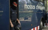 Un policier de la police régionale catalane à Barcelone, le 10 octobre 2017