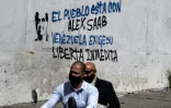 Un graffiti sur un mur à Caracas, disant "Le Peuple est avec Alex Saab ... Le Venezuela réclame sa libération immédiate", le 10 septembre 2021