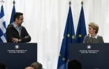 Le Premier ministre grec Kyriakos Mitsotakis et la présidente de la Commission européenne Ursula Von Der Leyen lors d'une conférence de presse à Kastanies, près de la frontière avec la Turquie, le 3 mars 2020
