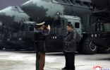 Sur cette photo diffusée le 23 octobre 2024 par l'agence d'Etat KCNA, le dirigeant nord-coréen Kim Jong Un visite une base de missiles, à une date non précisée dans un lieu non divulgué