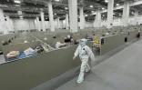 Une structure d'accueil pour les personnes testées positives au Covid-19, le 7 avril 2022 à Shanghai